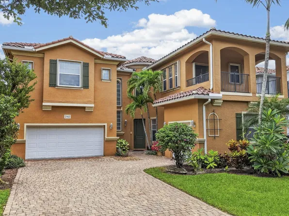 742 Cresta Circle, West Palm Beach, FL 33413