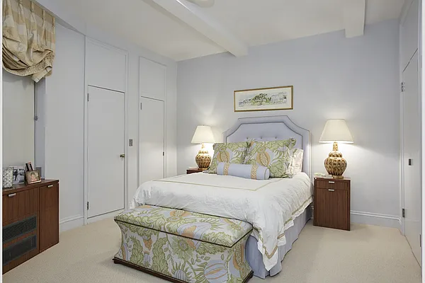 Sold by Stribling | media 2