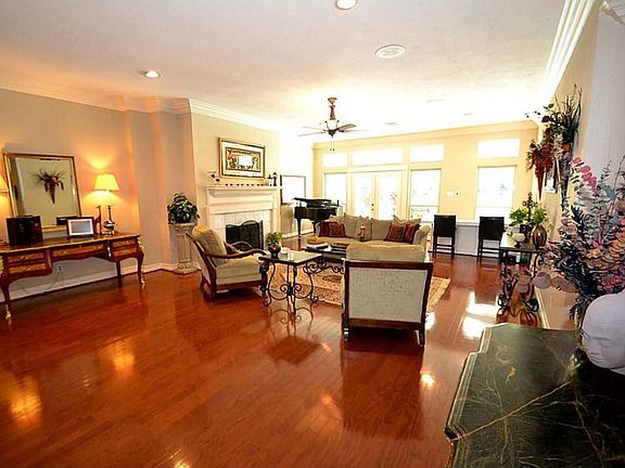 5th image of 1635 Kelliwood Oaks Dr