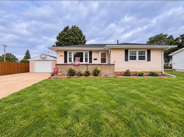 2764 31st Ave, Columbus, NE 68601