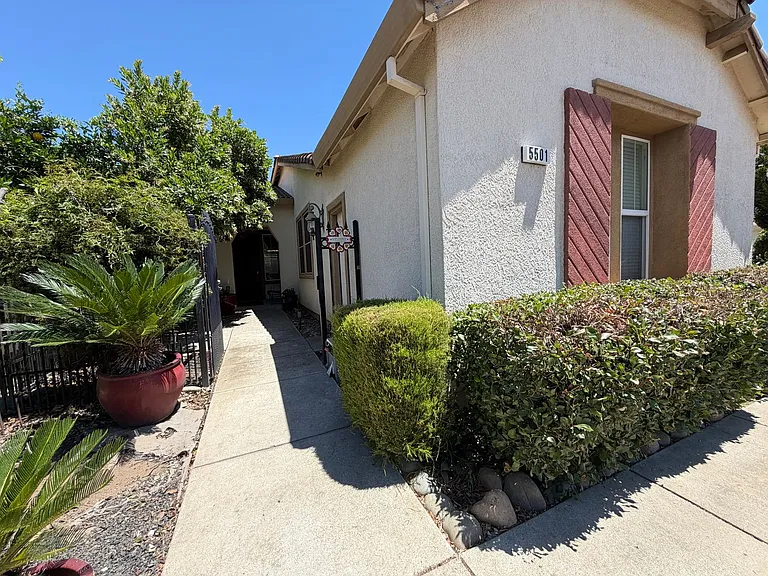 5501 Claudied Way — Photo 15