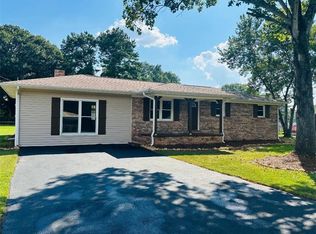 145 Cardinal Dr NE, Calhoun, GA 30701