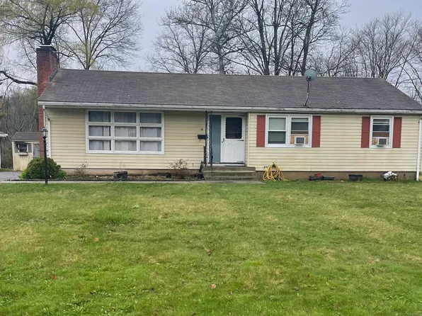 28 Norman Drive, Bloomfield, CT 06002