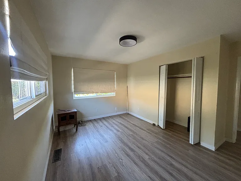 530 Hannon Ave — Photo 8