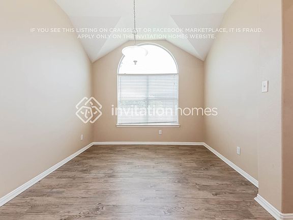 5th image of 713 San Antonio Trl