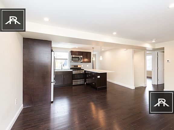 4th image of 26 Albion St #1