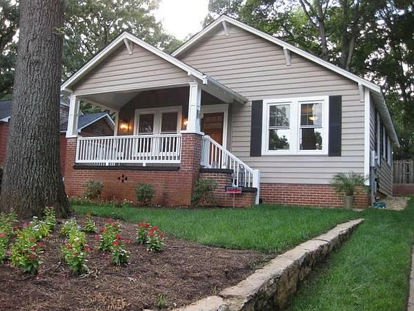 1st image of 203 E Augusta Pl