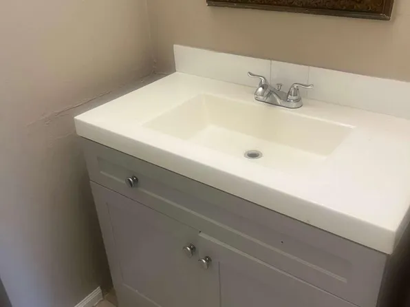 5913 Sutcliffe Sq, Lithonia, GA 30058