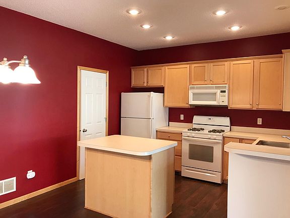 4th image of 2401 Eagle Trace Ln