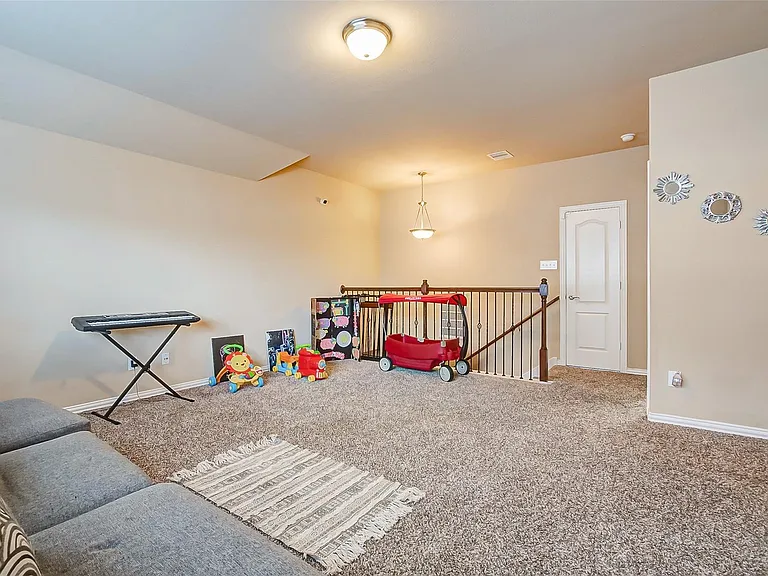 623 Orlandis Ln — Photo 30