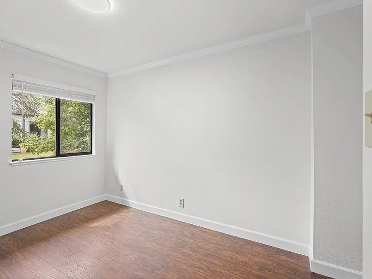 14613 Oak St — Photo 15