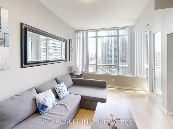 55 Bremner Blvd #1705, Toronto, ON M5J 0A6