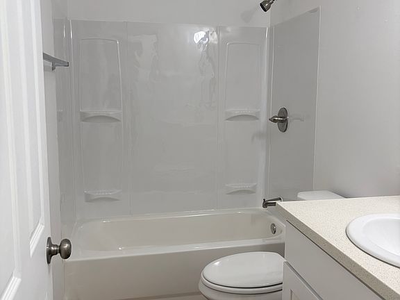 3rd image of 1335 NE 119th Ave APT 3