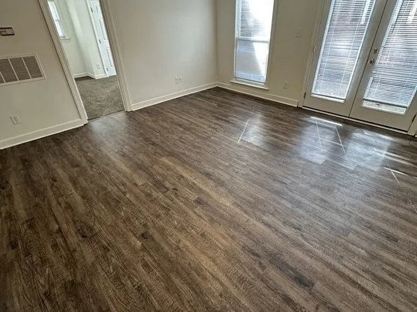 3521 Ivy Commons Dr APT 102, Raleigh, NC 27606