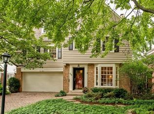 112 Lawndale St, Wilmette, IL