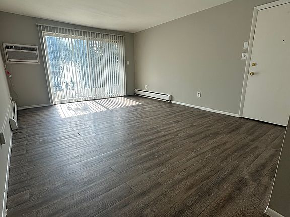 3rd image of 360 Rosebud St APT 102