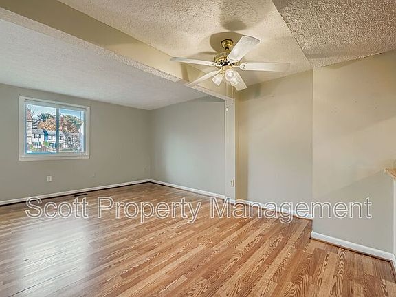 3rd image of 128 Long Meadow Ct