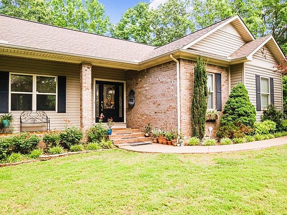 2nd image of 306 Riverwood Dr