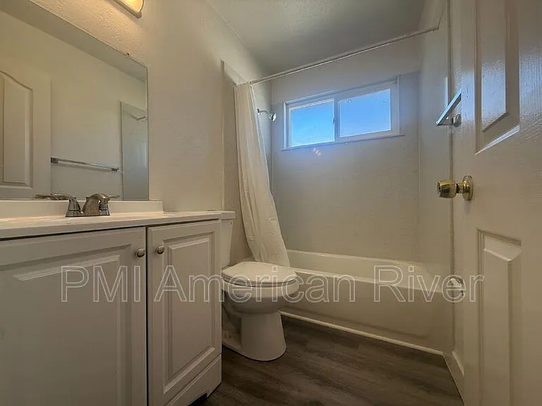 75 Nedra Ct #4 — Photo 12
