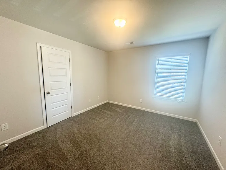 107 Denmon Ct — Photo 9