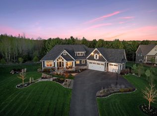 485 Summit Rdg, Hudson, WI 54016