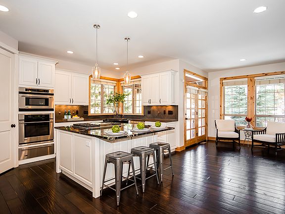 5th image of 61514 Cultus Lake Ct
