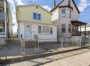 622 South St, Elizabeth, NJ 07202