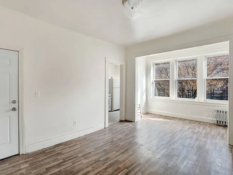 1241 College Ave — Photo 1