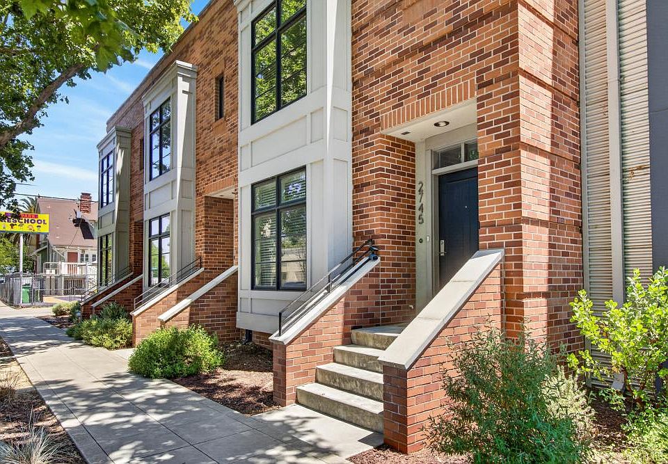 1st image of 2745 35th St