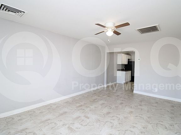 4th image of 316 S Allen Unit 2
