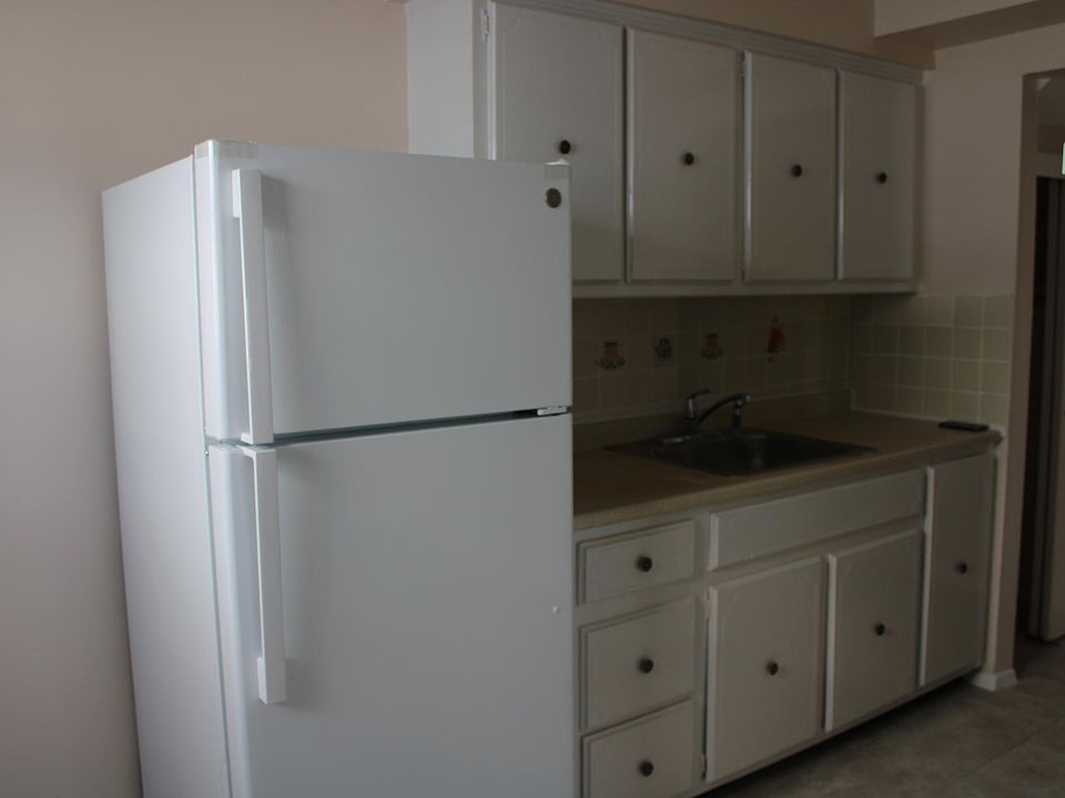 1st image of 14018 159th St Floor 1