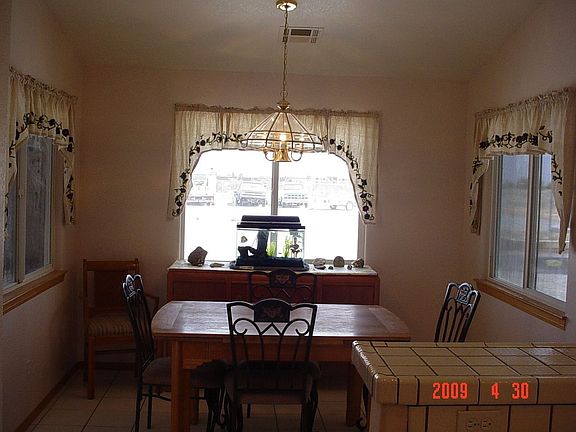 Dining Room, lots of windows