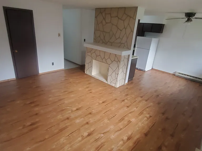1749 Bainbridge St #1 — Photo 4