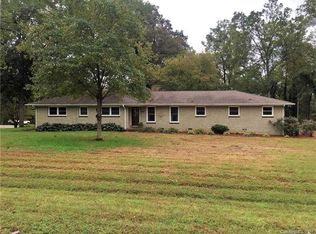 9409 Stonegate Dr, Charlotte, NC 28216
