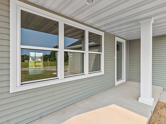 5th image of 1480 Birch Hill Ln