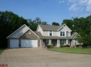 3848 Rooster Ridge Ln, Defiance, MO 63341