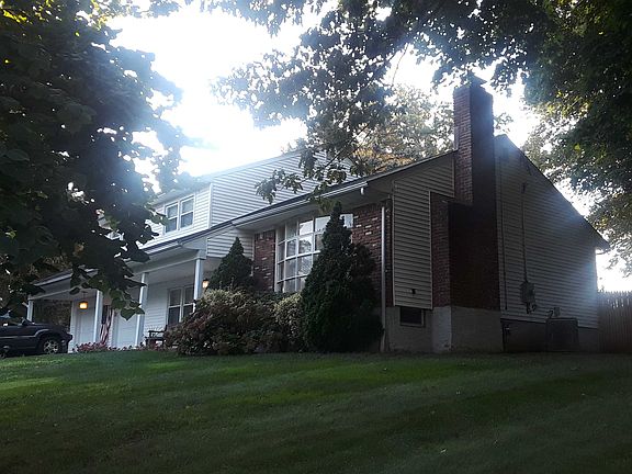 2nd image of 2 Doxey Dr