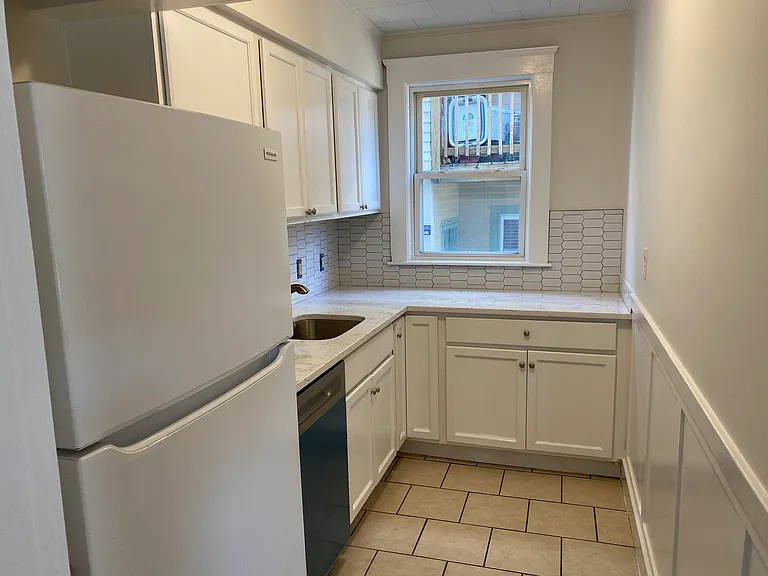 5 Salem St #1 — Photo 5