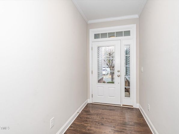 149 Wards Ridge Dr, Cary, NC 27513