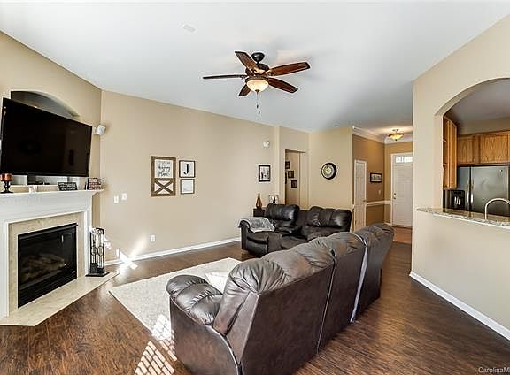 5th image of 10337 Tintinhull Dr #240