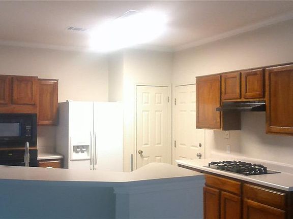 2nd image of 229 Settlers Valley Dr