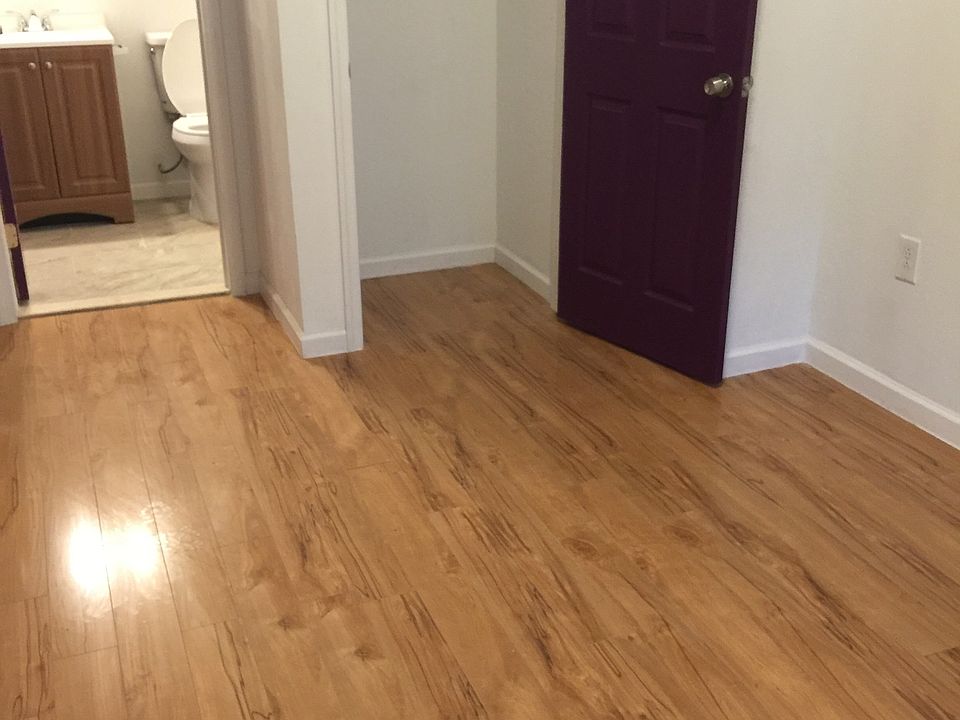 1st image of 2342 N Park Ave #101
