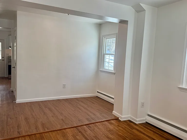 230 Church St — Photo 7
