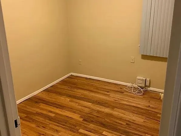 9 Radford Street image 23 of 35