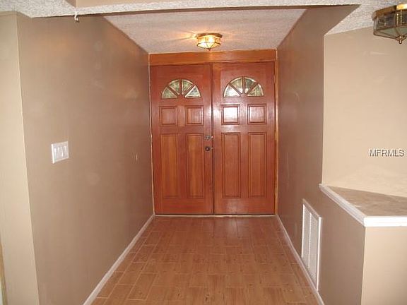 2nd image of 1322 Sleepy Hollow Ct