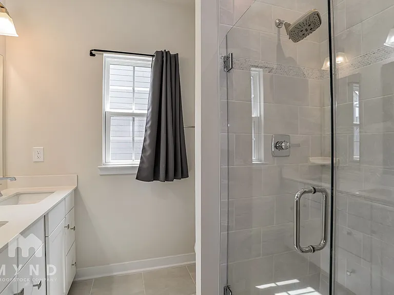 2423 Dr Carver Rd — Photo 11