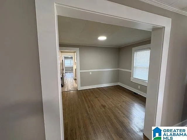 336 3rd St SE — Photo 4