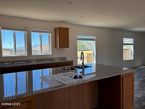 3rd image of 5759 Sidehill Dr