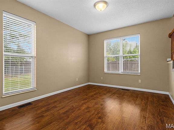 4th image of 1232 Hillock Ln
