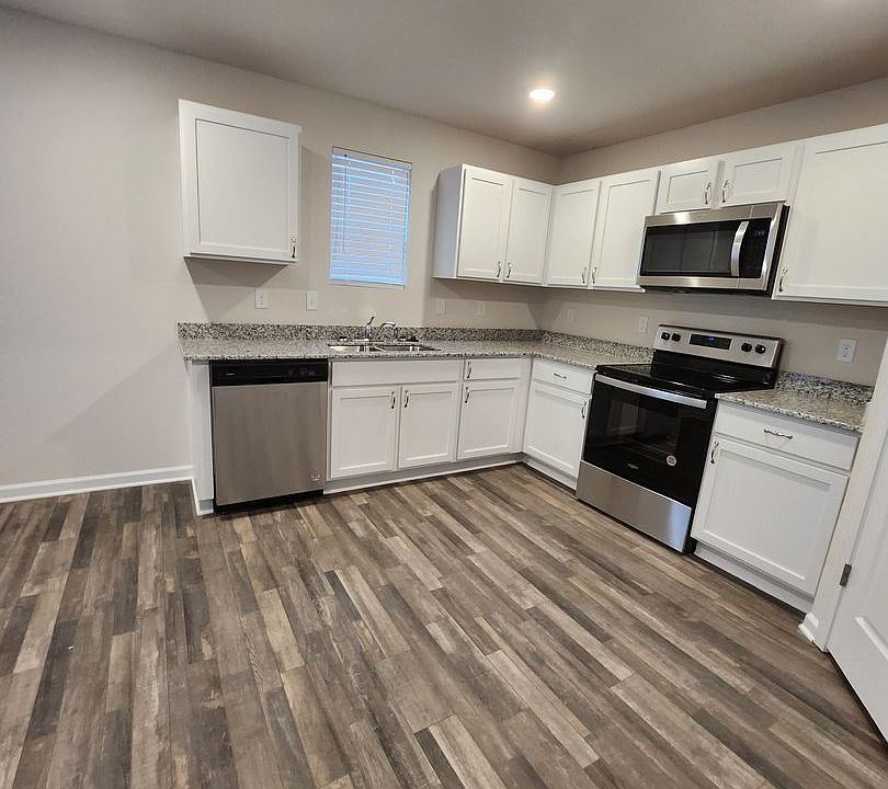 1st image of 2415 Cranberry Way